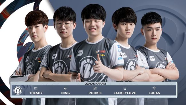 的年轻球员 的年轻球员