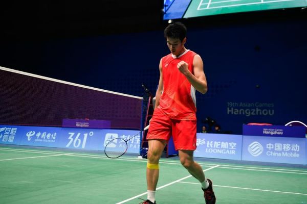 了球队的 了球队的